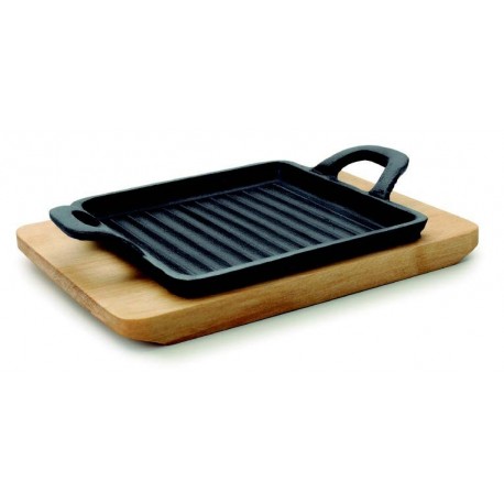 Mini Grill com tábua de madeira.