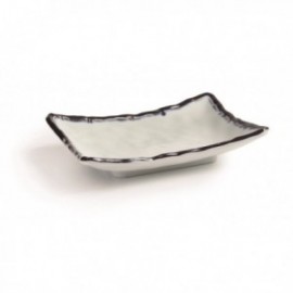 A fonte retangular é um lacor 18.6x13.5 cm