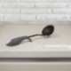 Cucharon Servir Cocina Nylon Con Mango Antigotas Engomado 32 x 9,8 cm.