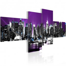 Quadro - New York on a violet background
